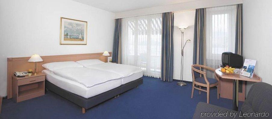 Bellevue - Contactless Self Check-In Hotel Lucerne Room photo