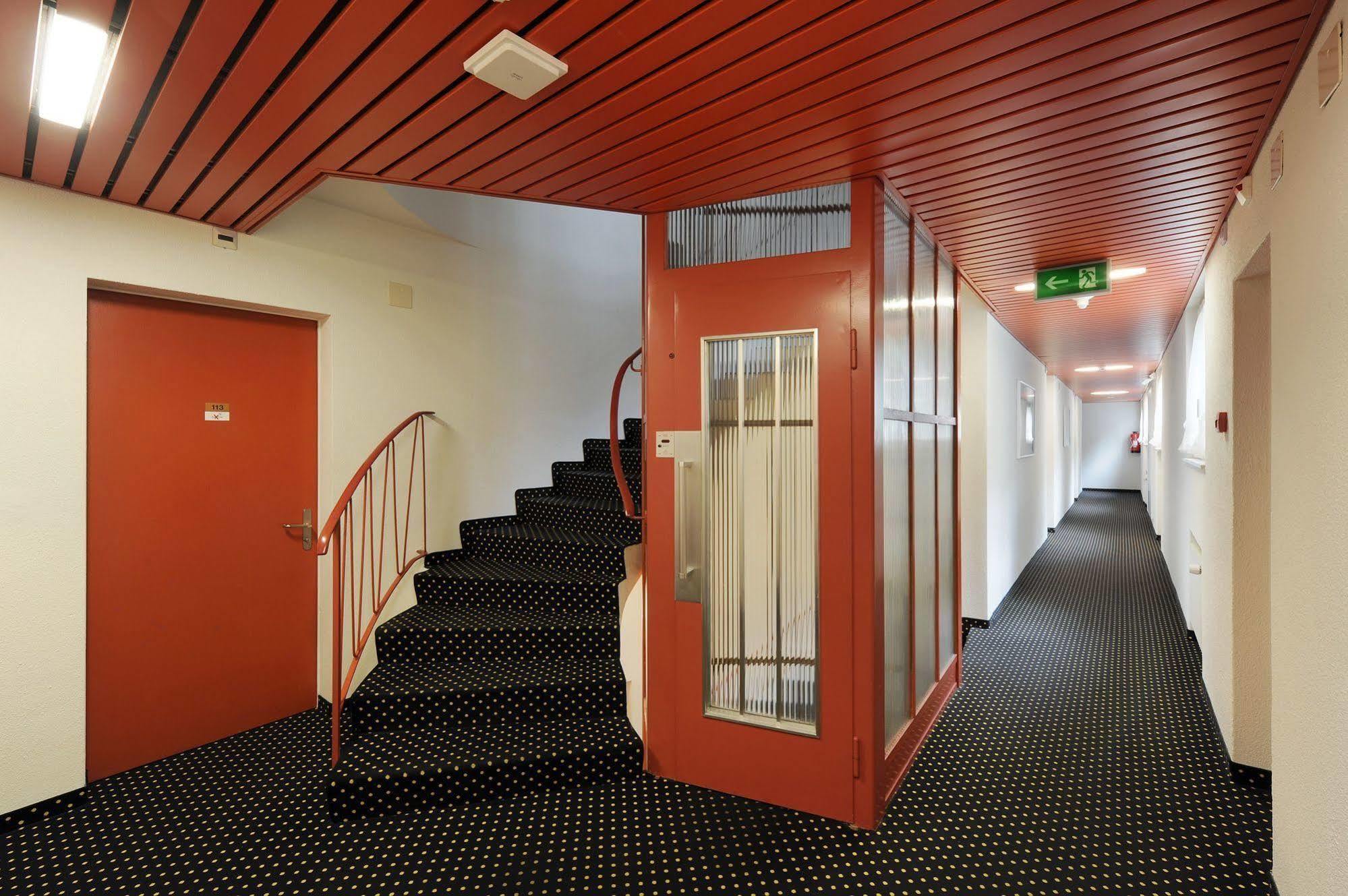 Bellevue - Contactless Self Check-In Hotel Lucerne Exterior photo