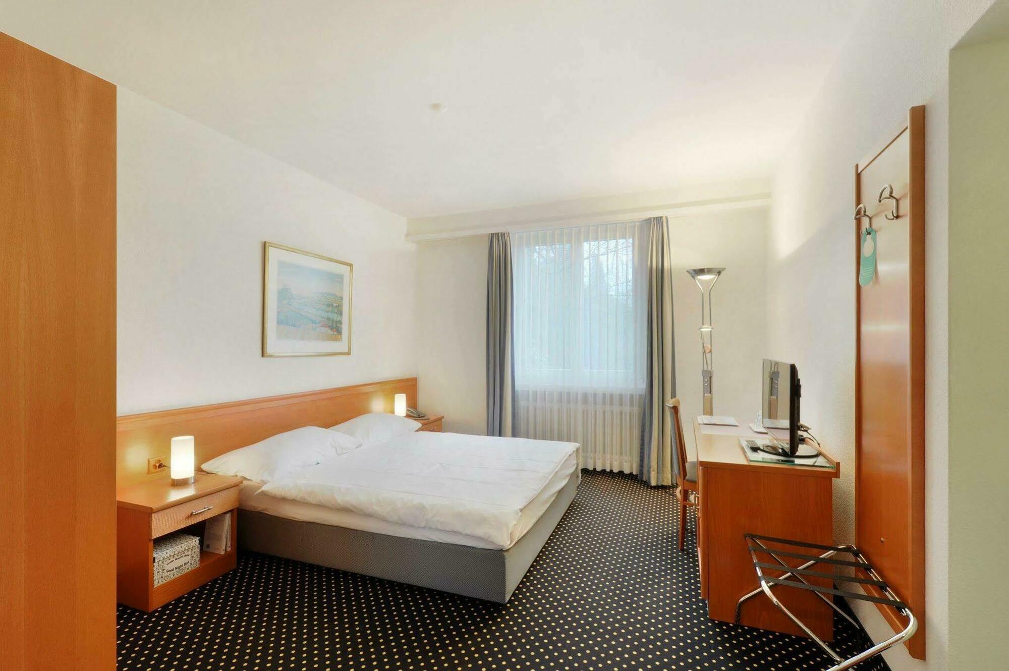 Bellevue - Contactless Self Check-In Hotel Lucerne Exterior photo